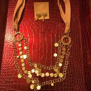 Necklace and earring set